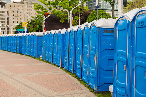 Best VIP or Luxury Restroom Trailers  in Bay Harbor Islands, FL